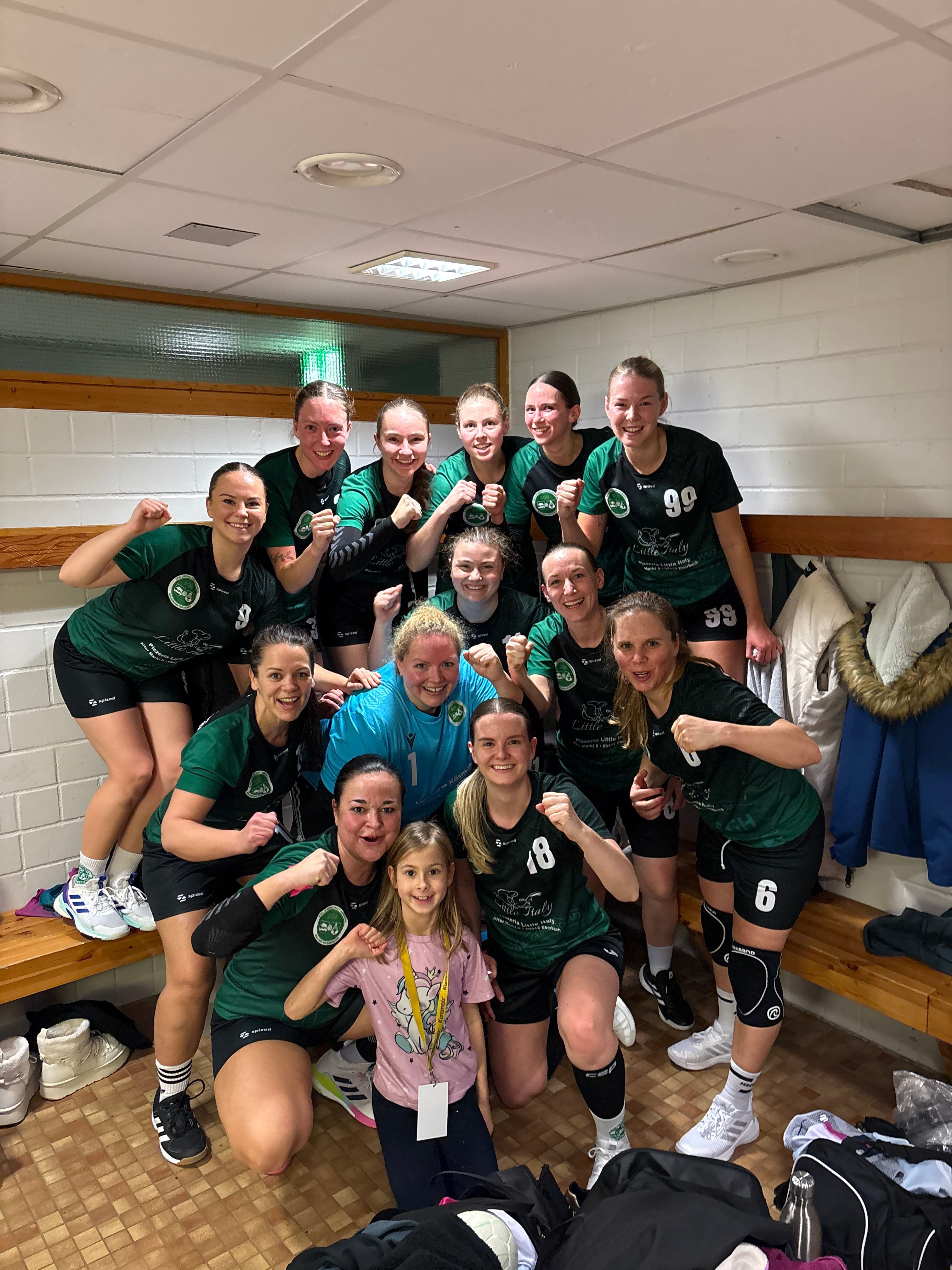 Handballerinen gewinnen mit Kampf und Krampf in Reilingen